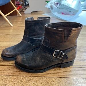 Frye Veronica bootie-antique black-size 10
